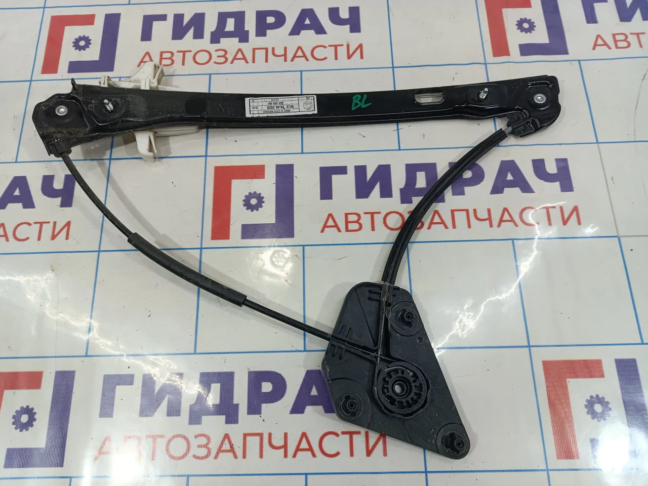 Стеклоподъемник задний левый Volkswagen Polo (Mk6) 5JA839461A